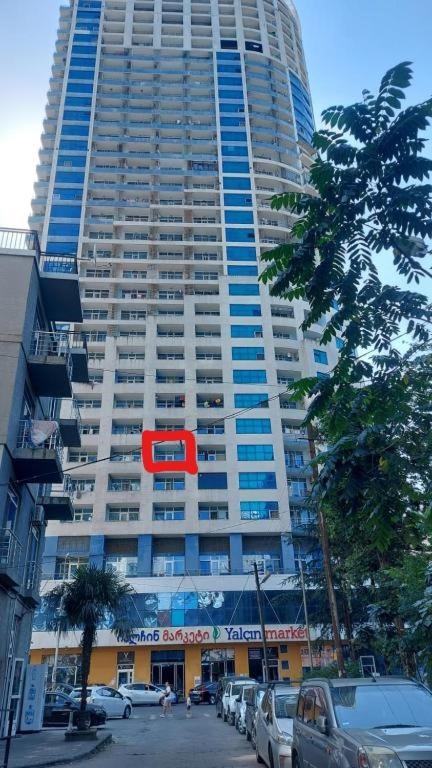 Andrew'S 2 Rooms Apartment In Batumi Ანდრიას 2 Ოთახიანი Აპარტამენტი Ბათუმში Екстериор снимка