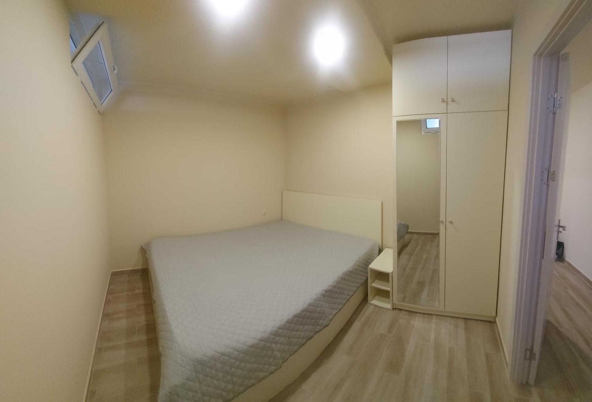 Andrew'S 2 Rooms Apartment In Batumi Ანდრიას 2 Ოთახიანი Აპარტამენტი Ბათუმში Екстериор снимка
